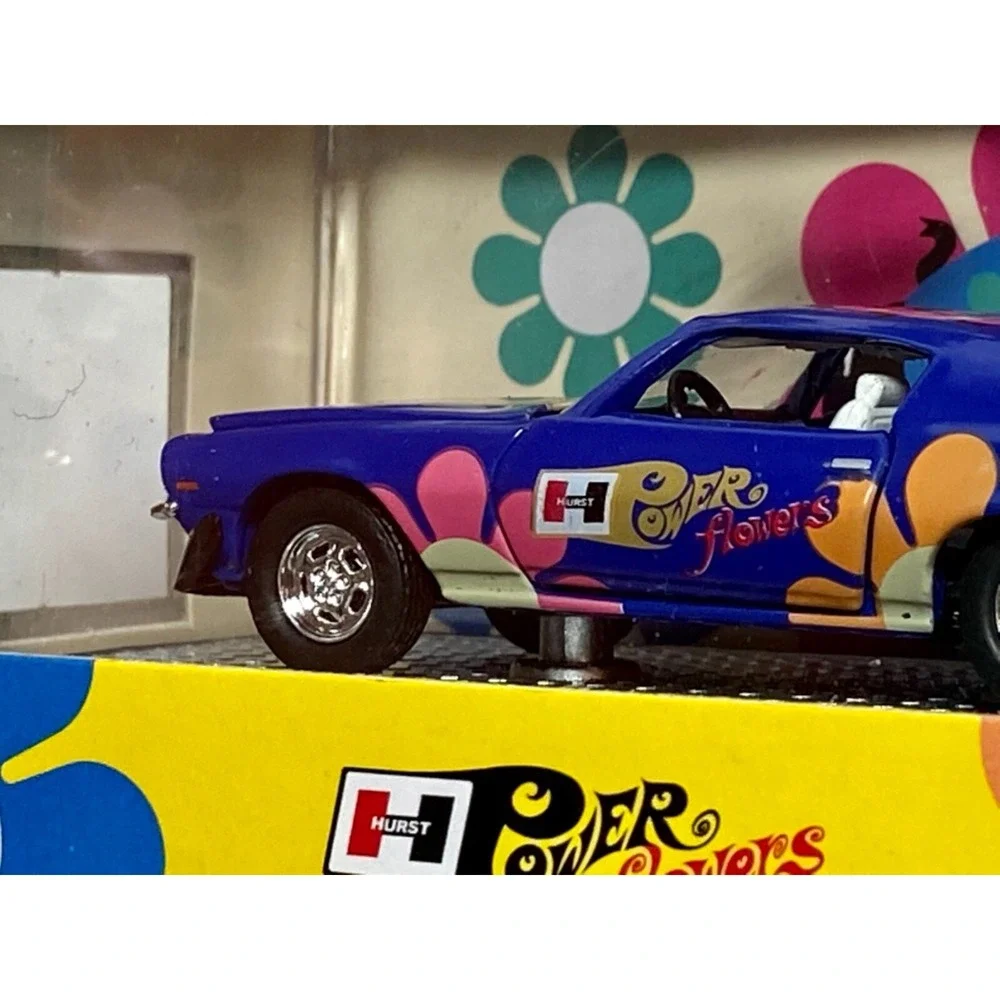 M2 Machines 1970 Chevrolet Camaro Z/28 RS Hurst Power Flowers S47 22-22 NIP 2022